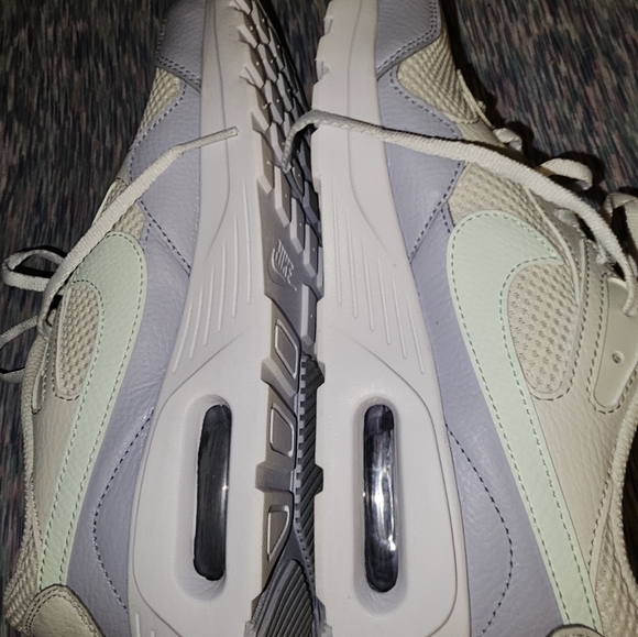 Max Nike Women Size 9 - Picture 4 of 8